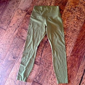 Lululemon olive align leggings